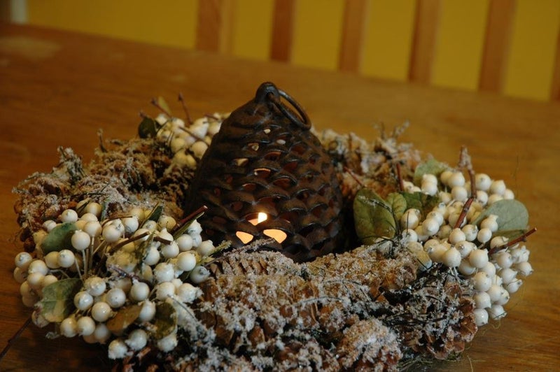 Esschert Design Pinecone Votive Holder - large - Image 2